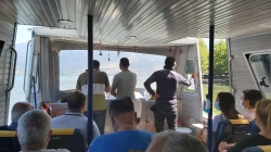 Boat to the Nisi island