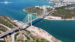 Tour Evia nord e Delfi in Minivan