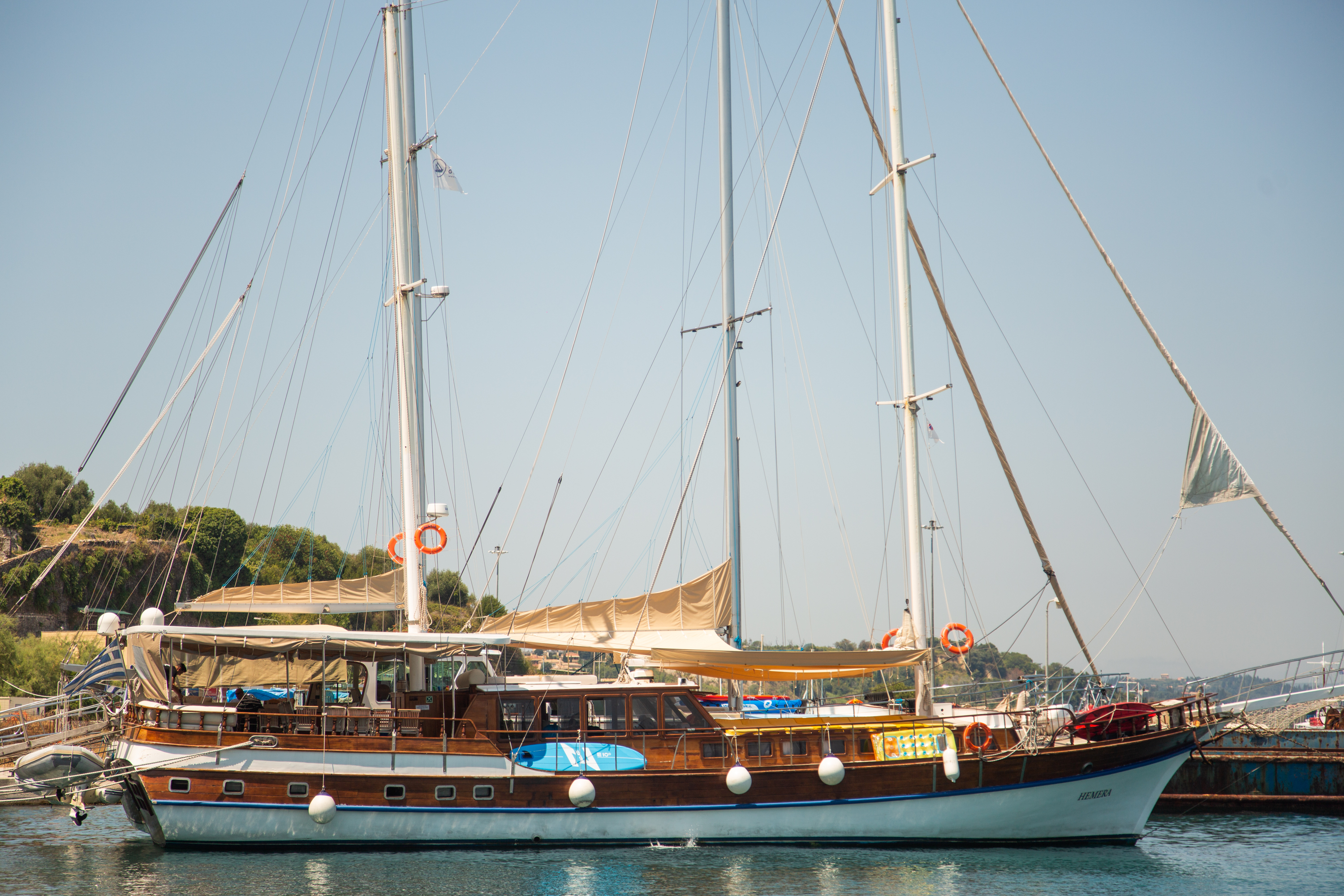 Hai mai pensato di fare una crociera in caicco in Grecia?